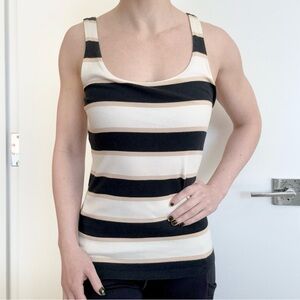 Banana Republic Striped Scoop Neck Tank Top Black White Built in Bra Neutral XS
